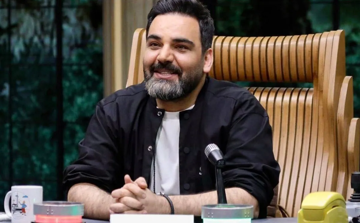 حمله کیهان به جوکر احسان علیخانی؛ جوکر باید کارت قرمز بگیرد