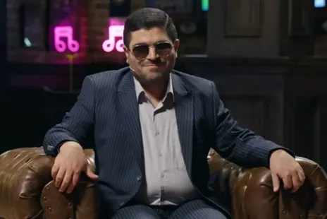 مصاحبه ابوطالب با بهمن افروز طرفدار معروف پرسپولیس