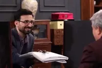 (ویدئو) توضیح مجری صداوسیما برای اهدای کفن به مهمان‌ها