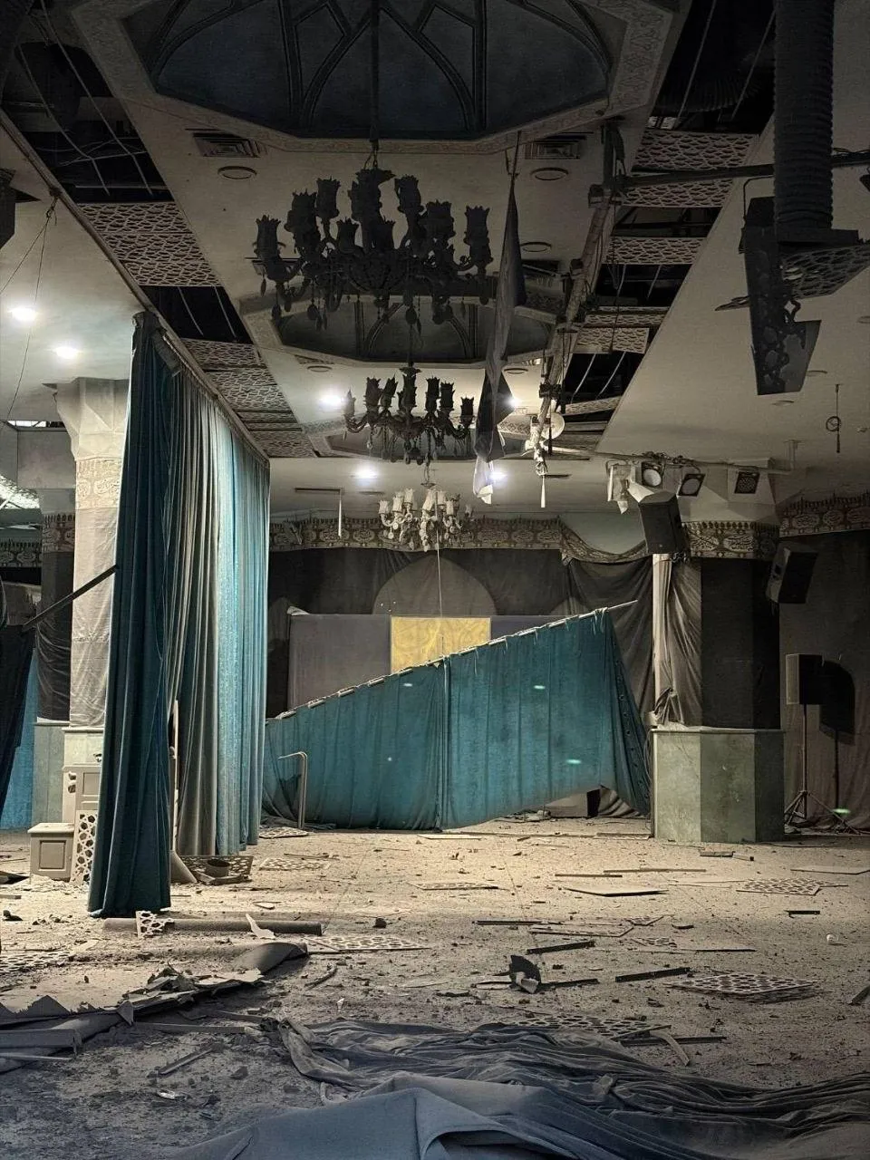 حمله به دانشگاه صنعتی شریف