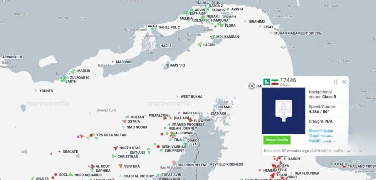 عکس | وضعیت تنگه هرمز در سحرگاه امروز
