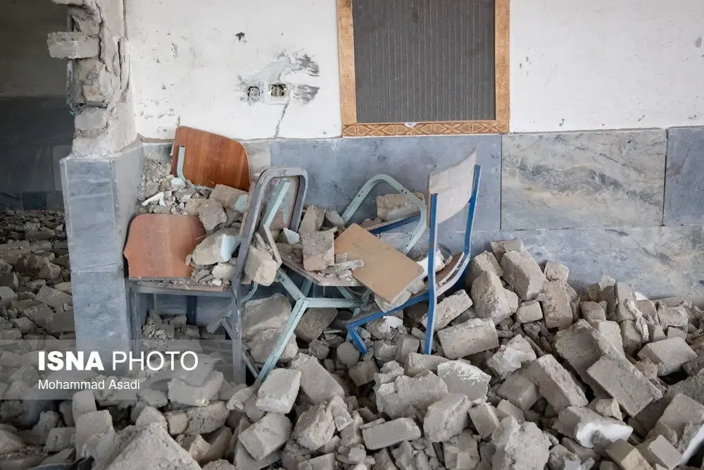 حمله نظامی به مدارس خمین حمله نظامی به مدارس خمین