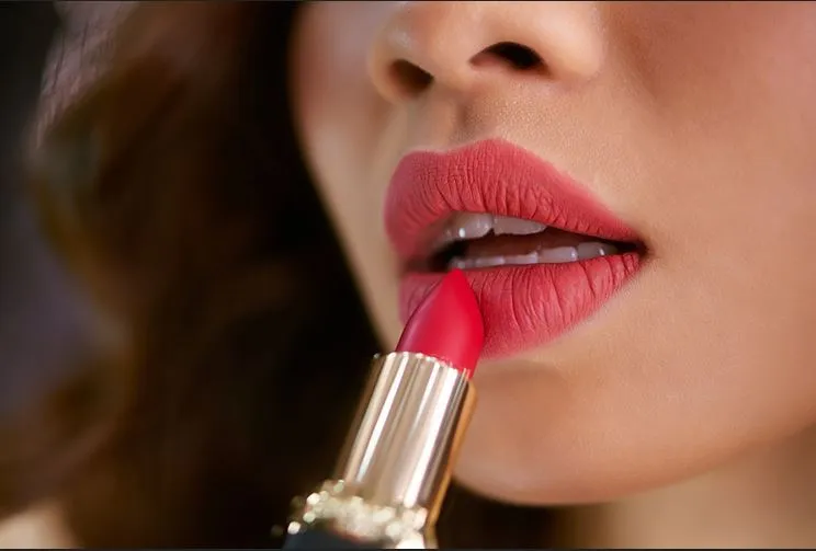 پیام «رژ لب» به بازار!