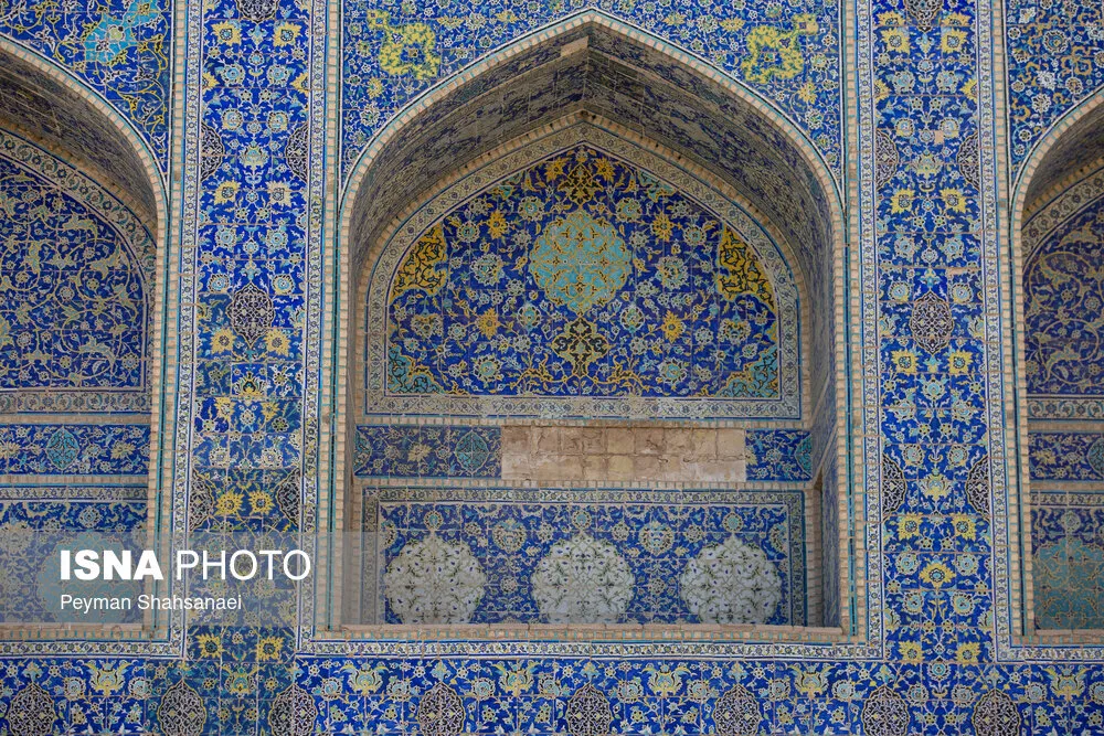 آسیب به مسجد امام در اصفهان