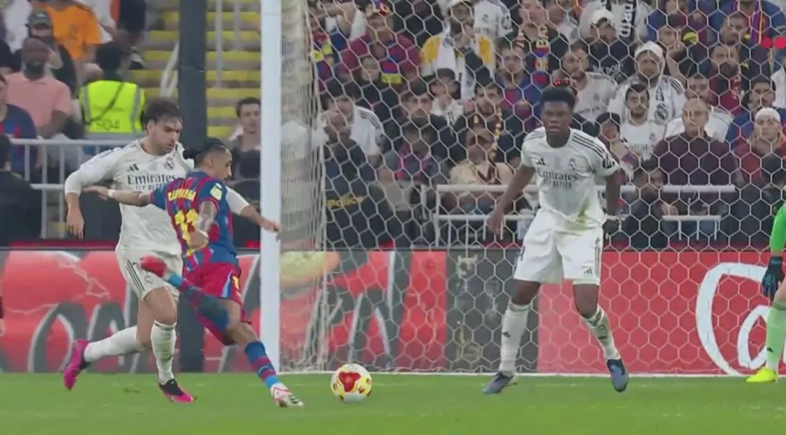 قهرمانی جنون‌آمیز بارسا با شکست رئال مادرید در جده