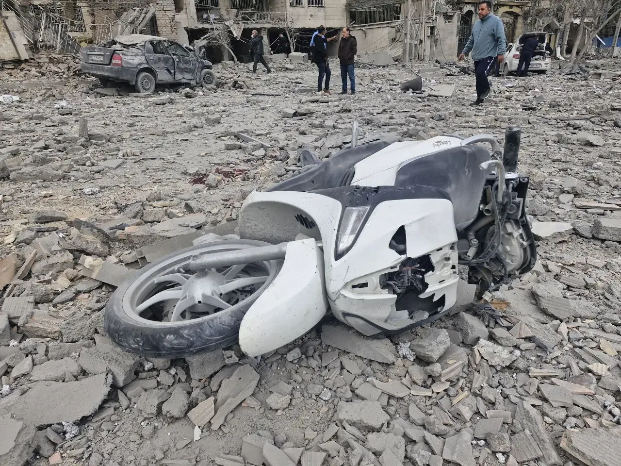 حمله به خیابان های تهران