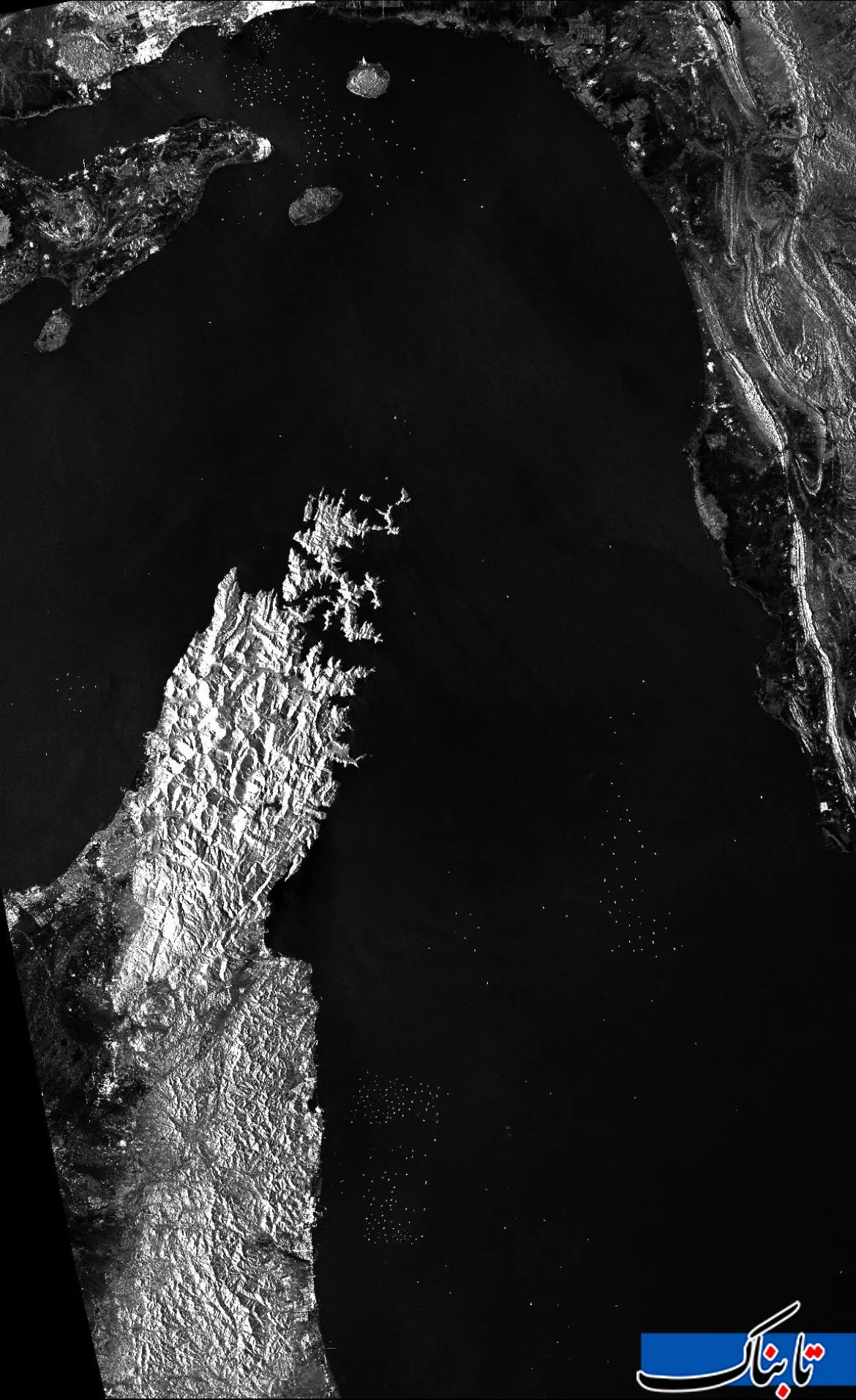 عکس | آرایش کشتی‌های متوقف شده در اطراف تنگه هرمز