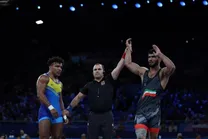 ساعت دقیق کشتی علیرضا مهمدی در فینال المپیک