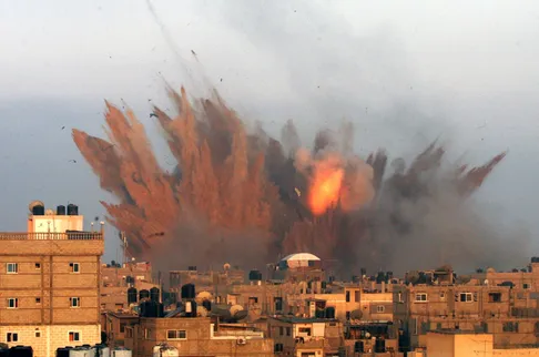 (ویدئو) ادامه حملات سنگین اسرائیل به جنوب لبنان