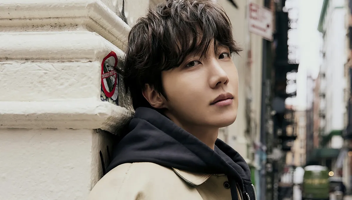 ویدئو| خدمت سربازی جی-هوپ، خواننده گروه بی‌تی‌اس تمام شد