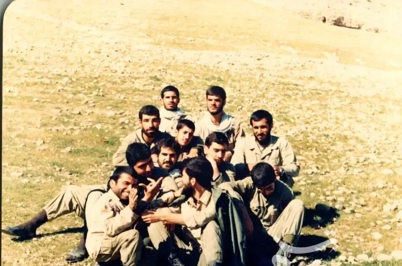 ۴ عکس از سید مجتبی خامنهای فرزند رهبر انقلاب در مکانی که حیرت میکنید ۴ عکس از سید مجتبی خامنهای فرزند رهبر انقلاب در مکانی که حیرت میکنید