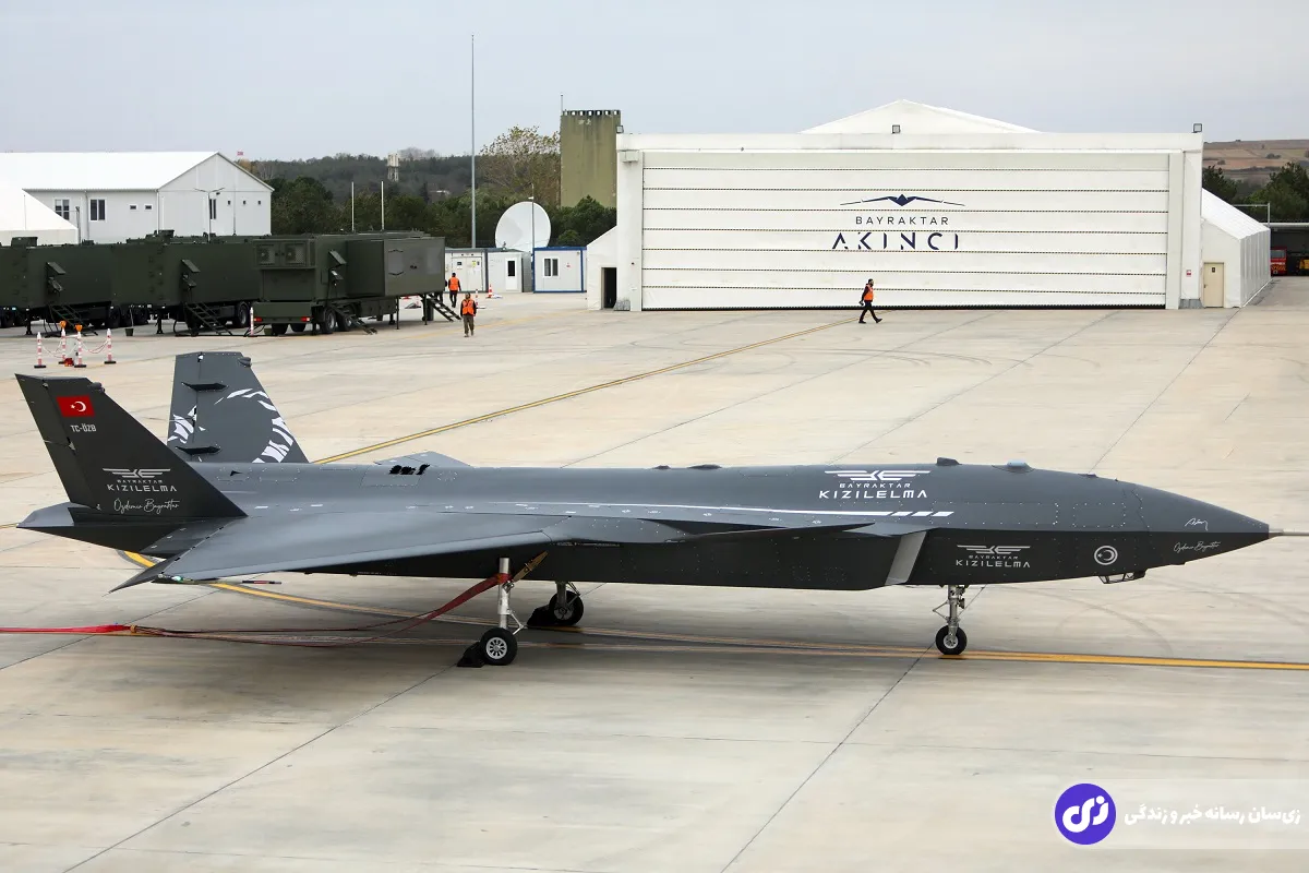 جنگنده بدون سرنشین بایراکتار قیزیل آلما جنگنده بدون سرنشین بایراکتار قیزیل آلما