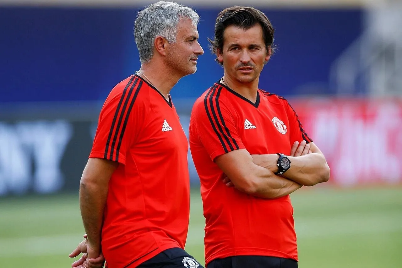 این مربی سرشناس و جنجالی گزینه اصلی جایگزینی امیر قلعه‌نویی شد