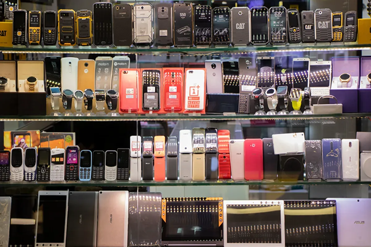 ممنوعیت واردات تلفن همراه برداشته شد