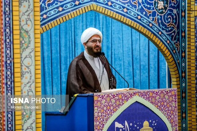 تذکر حاجی علی‌اکبری به شعاردهندگان در نماز جمعه تهران