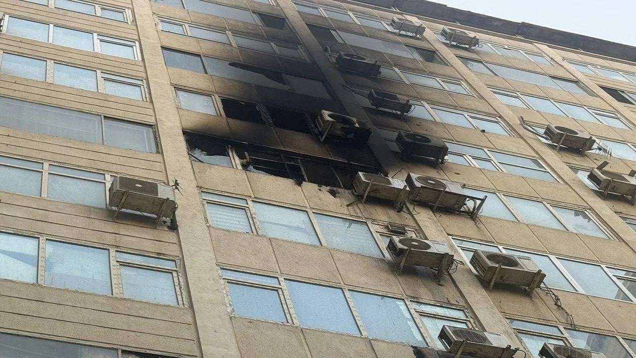 آتش سوزی که می‌توانست فاجعه‌بار باشد؛ خطر از بیخ گوش پاساژ آلومینیوم گذشت