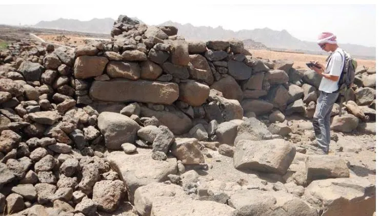 (تصاویر) دیوار دفاعی ۴۰۰۰ ساله در محل یکی از جنگ‌های حضرت محمد (ص) کشف شد