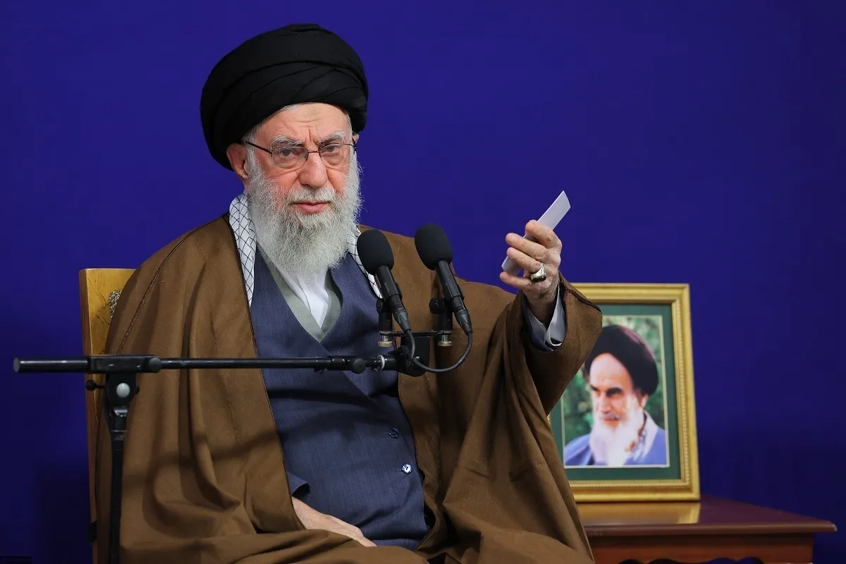 وضع اقتصادی وضع خوبی نیست/ نباید به رئیس‌جمهور اهانت شود/ ما رئیس‌جمهور آمریکا را مجرم می‌دانیم