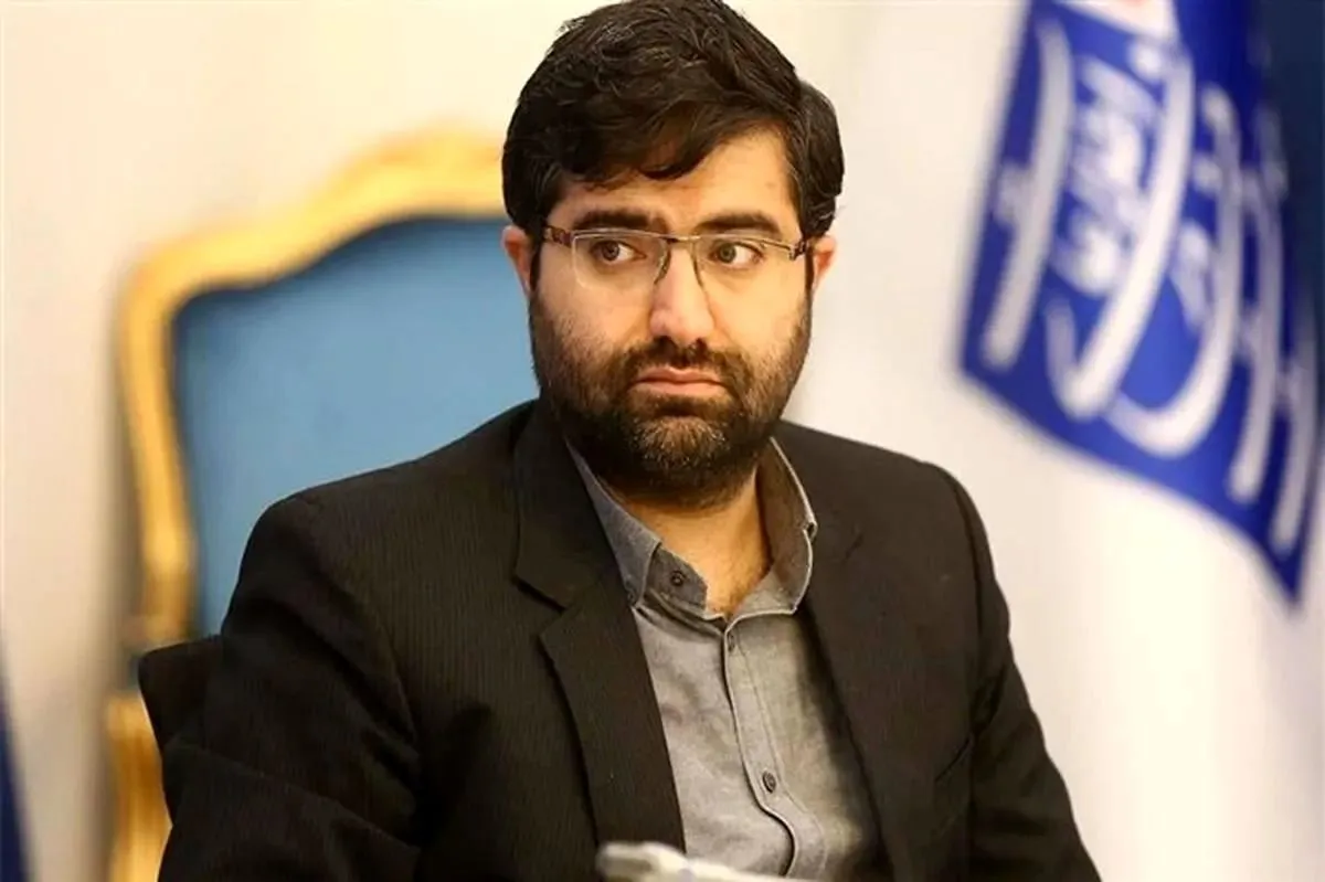 سقاب اصفهانی هم در بیمارستان بستری شد؛ پزشکیان به دیدارش رفت