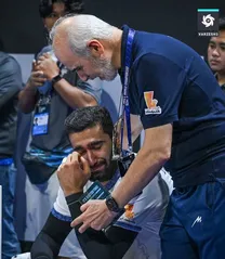 عکس | گریه شدید ستاره والیبال ایران بعد از شکست تلخ