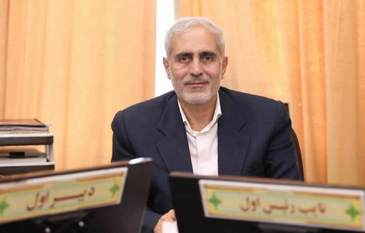 نماینده مجلس: باید ساعات کاری را افزایش دهیم