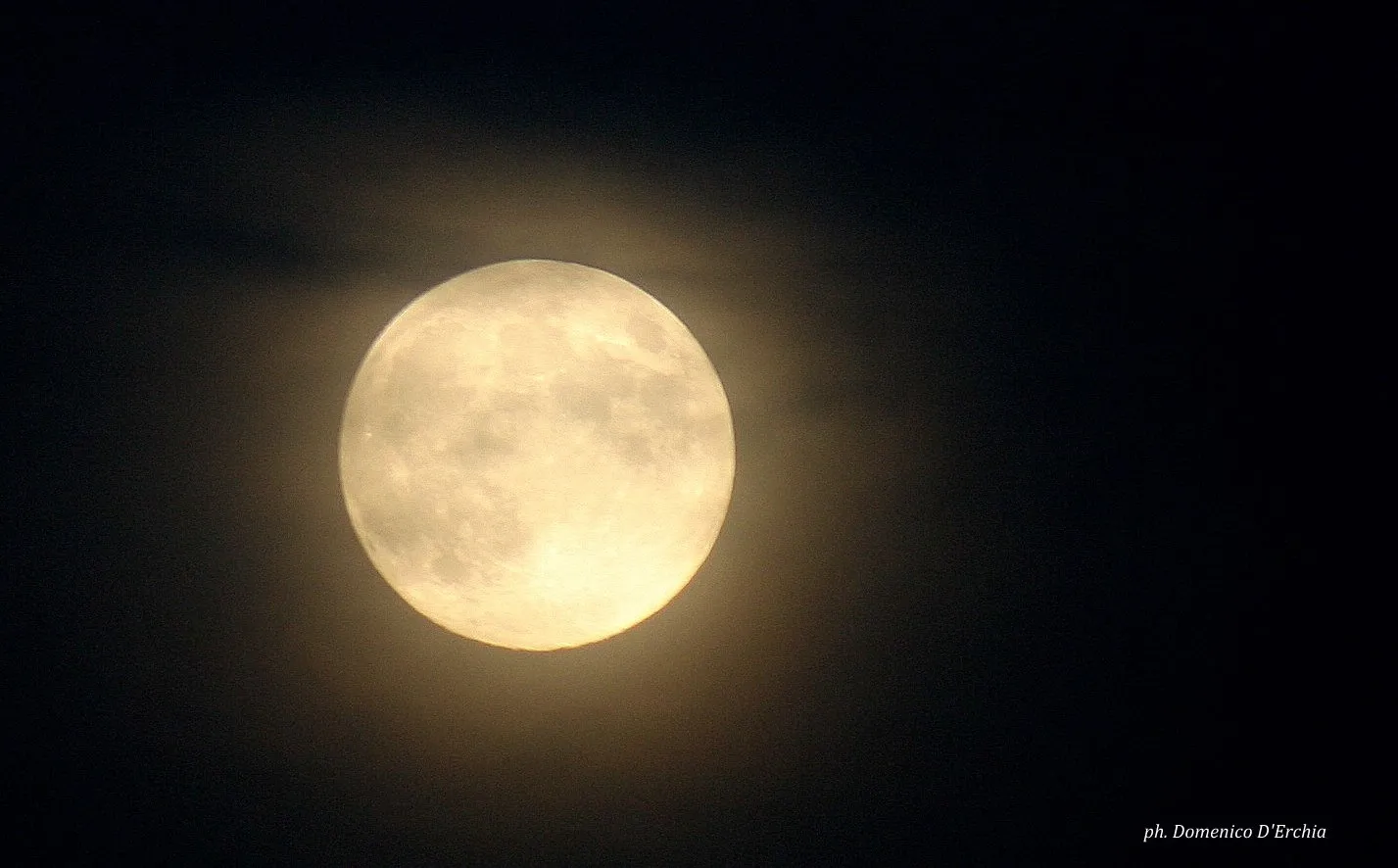 واضح‌ترین عکس ناسا از ماه صورتی منتشر شد