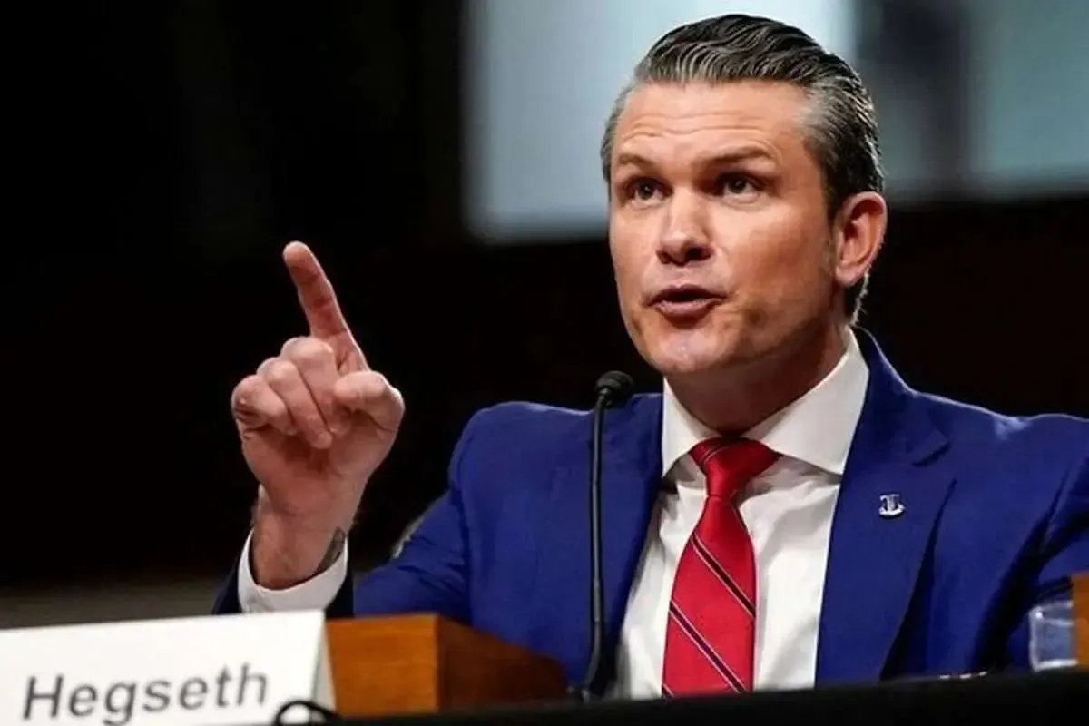 وزیر جنگ آمریکا: آماده‌ایم تا هر آنچه ترامپ در مورد تهران از ما بخواهد را انجام دهیم