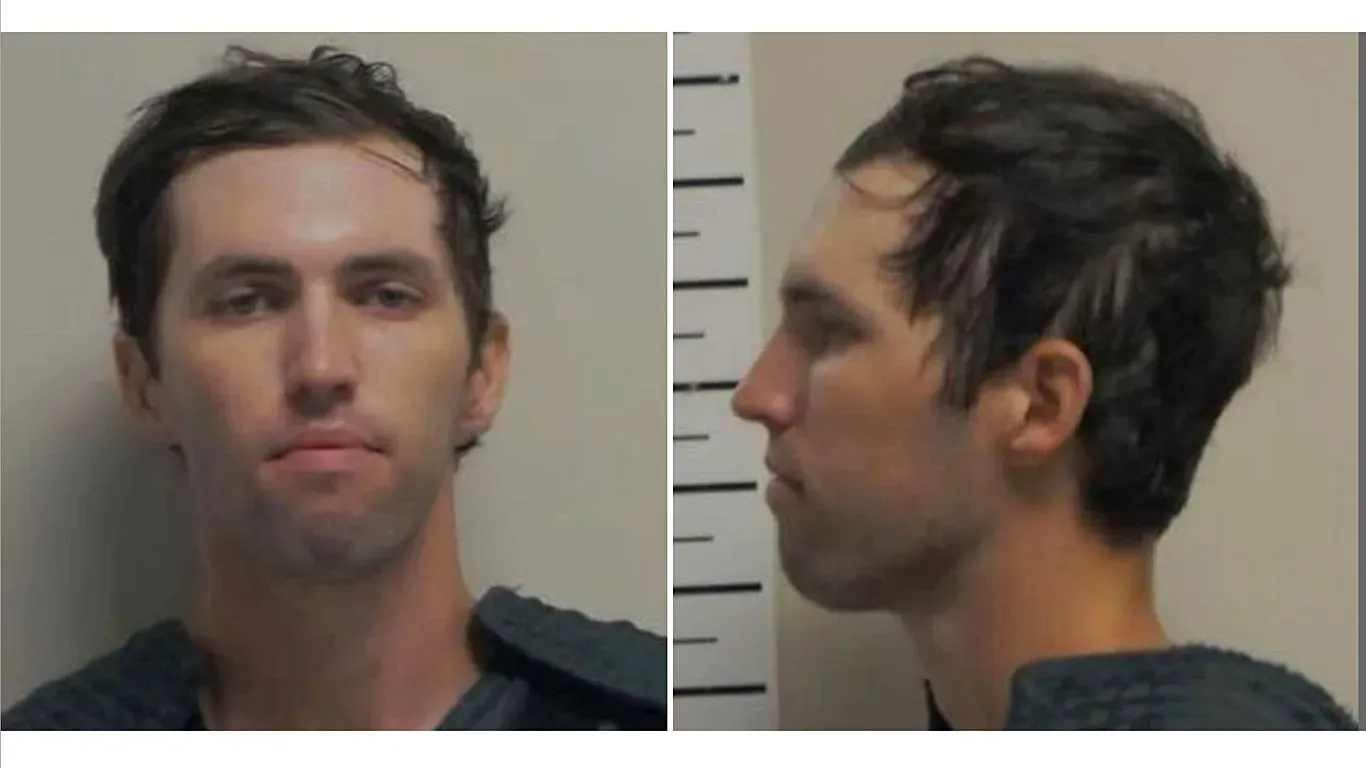 ترور چارلی کرک؛ رمزگشایی از نوشته‌هایی که بر روی گلوله‌های تایلر رابینسون حک شده بود