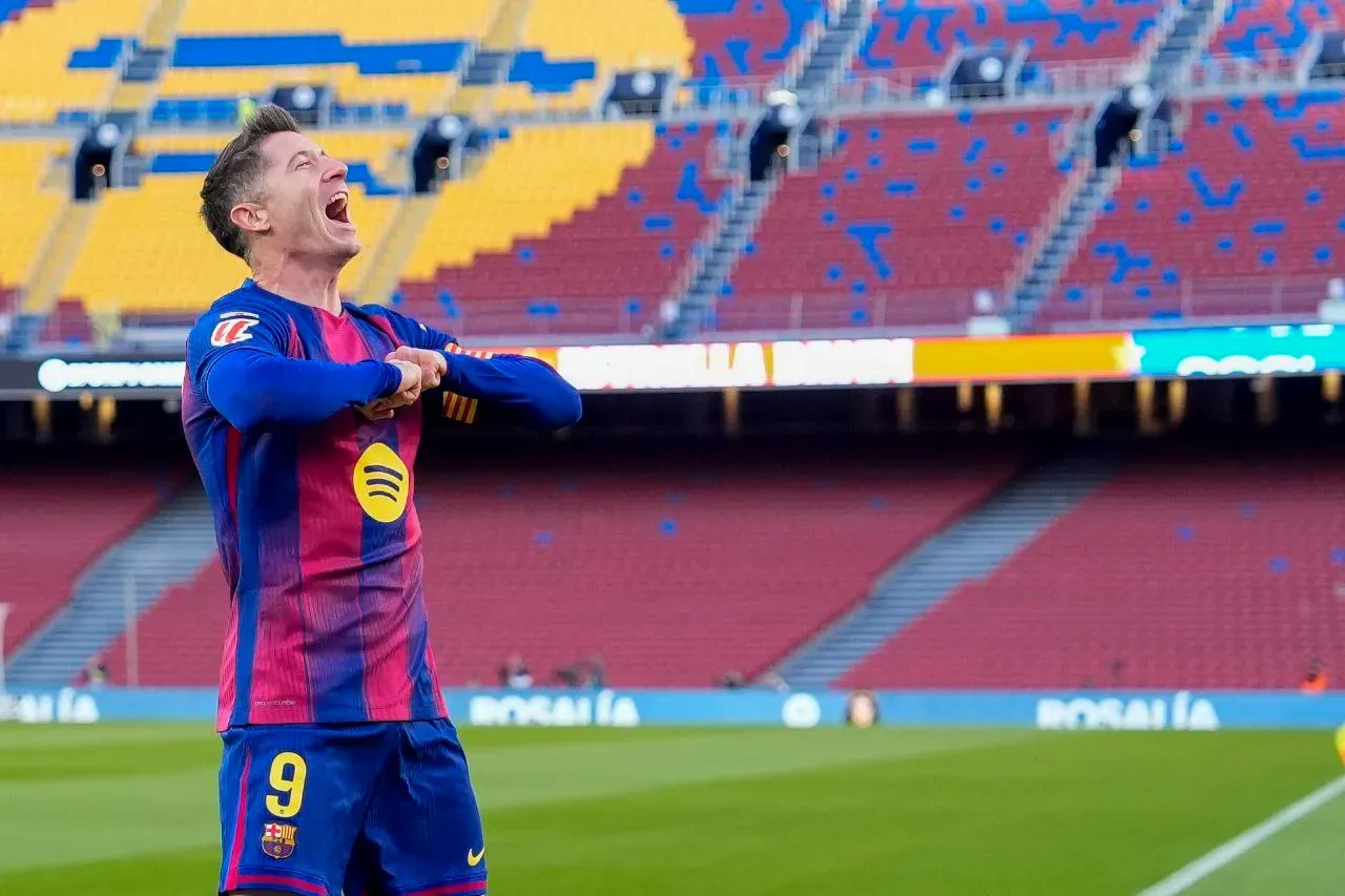 اولین بازی هانسی فلیک در نیوکمپ بسیار باشکوه بود