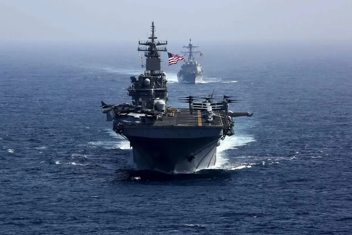 آیا حضور ناو‌های جنگی آمریکا در خلیج فارس به معنای نزدیک بودن جنگ آمریکا و ایران است؟
