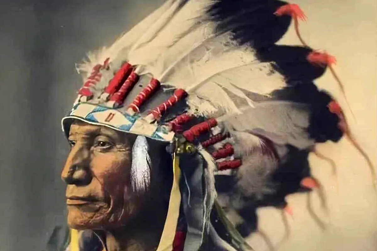 عکس‌های تاریخی رنگی خیره‌کننده از بومیان آمریکا مربوط به ۱۲۰ سال پیش