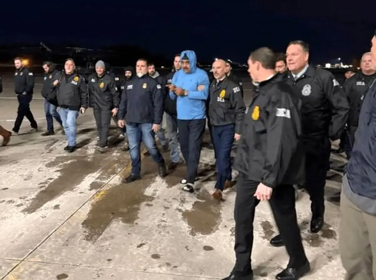 (ویدئو) آمریکایی‌ها، مادورو را در خیابان‌های نیویورک می‌گردانند و نشان مردم می‌دهند!