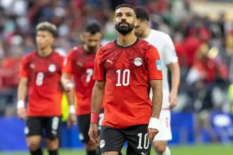 (تصویر) دلداری دادن محمد صلاح به رامین رضاییان