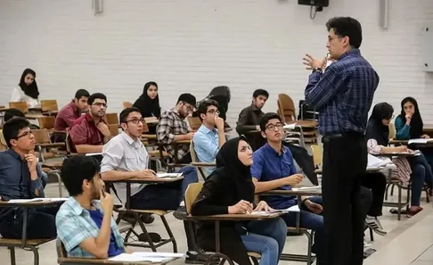 گزارش‌هایی از تخلیه یک ساختمان در دانشگاه علوم و تحقیقات