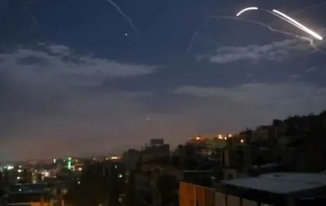 معاون استاندار: در حمله شامگاه گذشته و بامداد امروز به اصفهان ۳۰ نفر به شهادت رسیدند