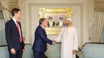 سی‌ان‌ان به نقل از یک مقام ارشد دولت آمریکا: عمانی‌ها بسیار دوگانه‌رفتار بودند و تقریباً مثل کارمندان ایرانی‌ها عمل می‌کردند