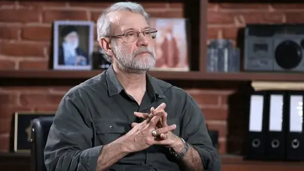 هشدار لاریجانی به ترامپ: مراقب باش حذف نشوی