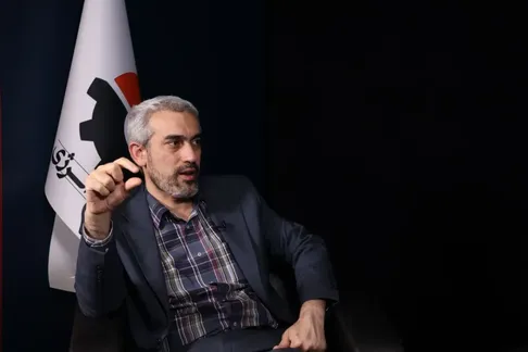 وزیر اقتصاد: به جای خرید طلا و دلار در اوراق نفتی سرمایه‌گذاری کنید