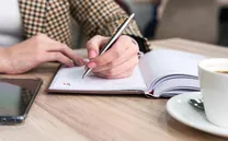 چرا چپ دست یا راست دست به دنیا می‌آییم؟