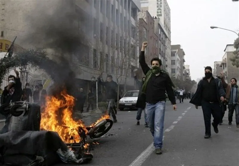 بیانیه شورای تأمین قم درباره فوت یک نفر در ناآرامی‌های امروز/ ماجرای انفجار نارنجک