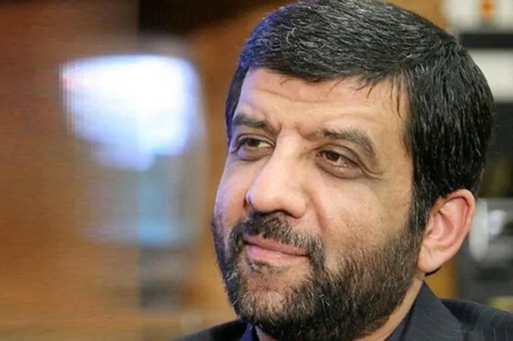 ضرغامی: بعضی‌ها که دوزار مسئولیت دارند می‌گویند موبایل ندارم و محل استقرارم مشخص نیست!