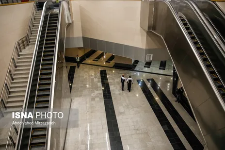 زیر شهر تهران سه طبقه پناهگاه؛ فروشگاه و رستوران ساخته می‌شود؛ حدفاصل میدان ولیعصر و هفت تیر!
