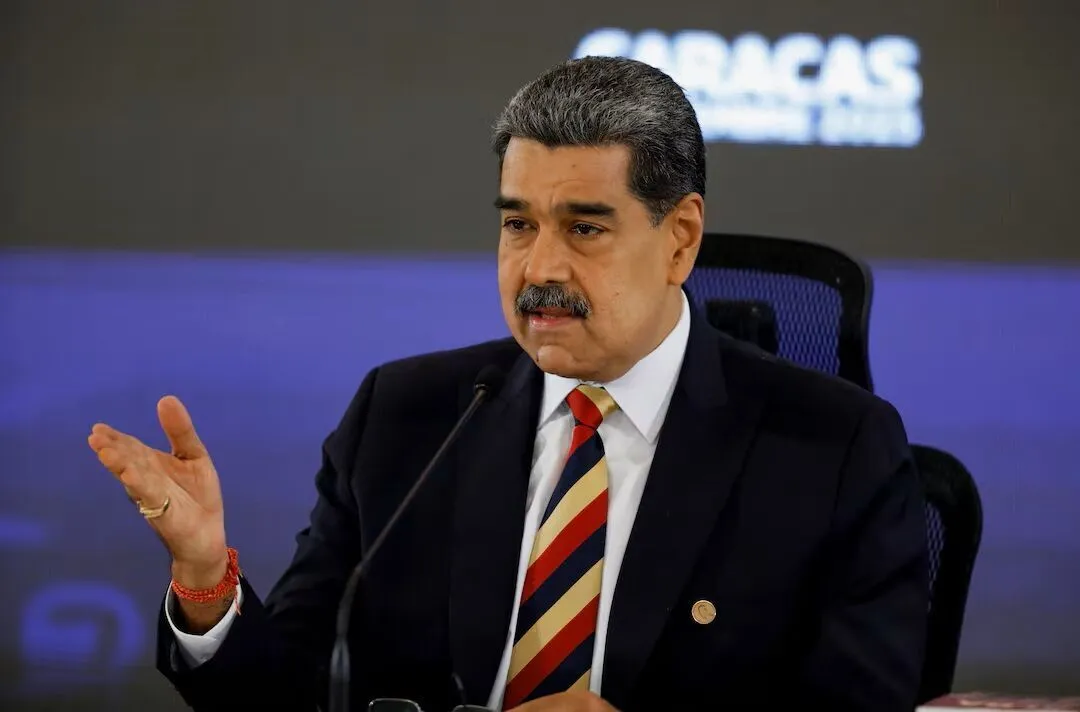 هشت کشتی جنگی آمریکا با هزار و ۲۰۰ موشک ونزوئلا را هدف‌گیری کرده‌اند