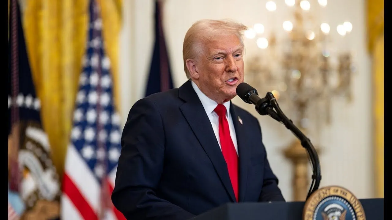 ترامپ: زلنسکی و پوتین از یکدیگر متنفر هستند؛ به توافق روسیه و اوکراین نزدیک شدیم