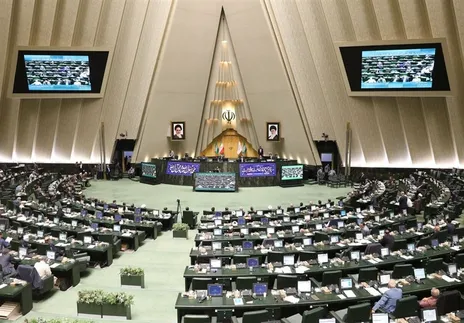 اتفاق عجیب در جلسه رأی به مهرداد اخلاقی وزیر دفاع