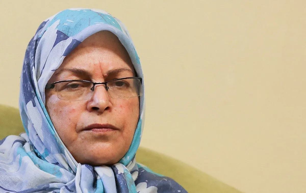 بیوگرافی آذر منصوری؛ آذر منصوری چند سال دارد، چه سوابقی دارد و چرا بعد از حوادث دی ماه ۱۴۰۴ بازداشت شد؟