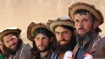 (ویدئو) خوردن دنبهٔ خام گوسفند توسط اعضای طالبان خبرساز شد!