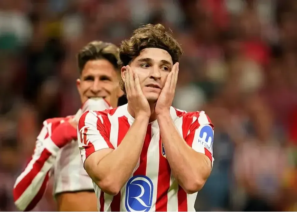 بمب بارسلونا خنثی شد؛ شایعه انتقال آلوارز به بارسلونا تکذیب شد