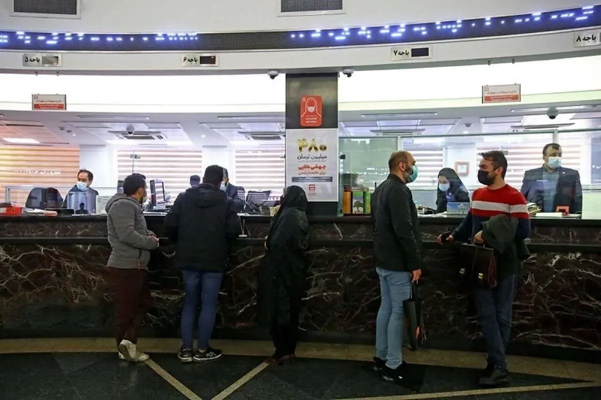 جدول سود بانکی ۱۴۰۴؛ اگر یک میلیارد در بانک بگذاریم ماهی چقدر سود می‌دهد؟