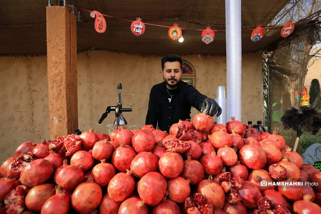 شب یلدا یا شب چله امسال، یعنی سال ۱۴۰۴ چندم و چند شنبه است؟